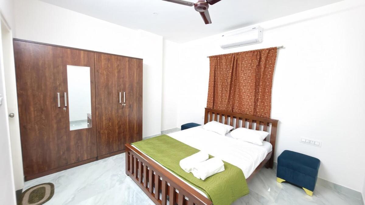 Ssn - Gayatri Vrindavan Near Play Apartment